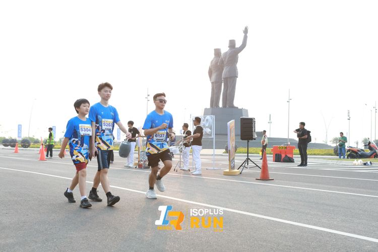 Race photo from ISOPlus Run 2024 Jakarta