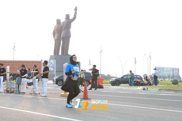 Race photo from ISOPlus Run 2024 Jakarta