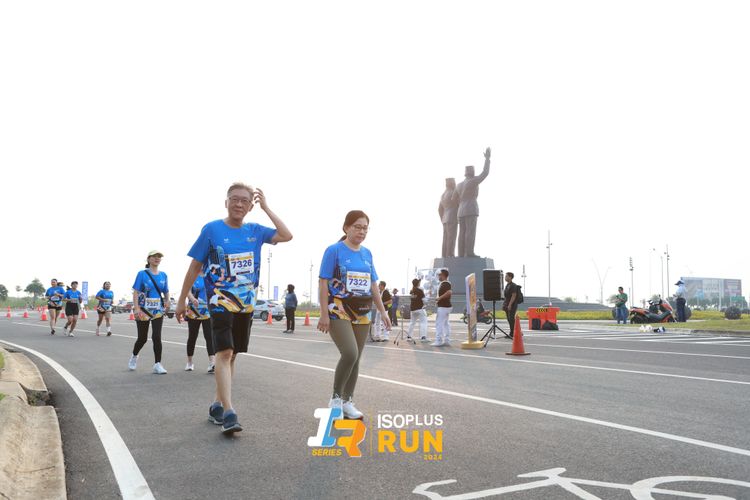 Race photo from ISOPlus Run 2024 Jakarta
