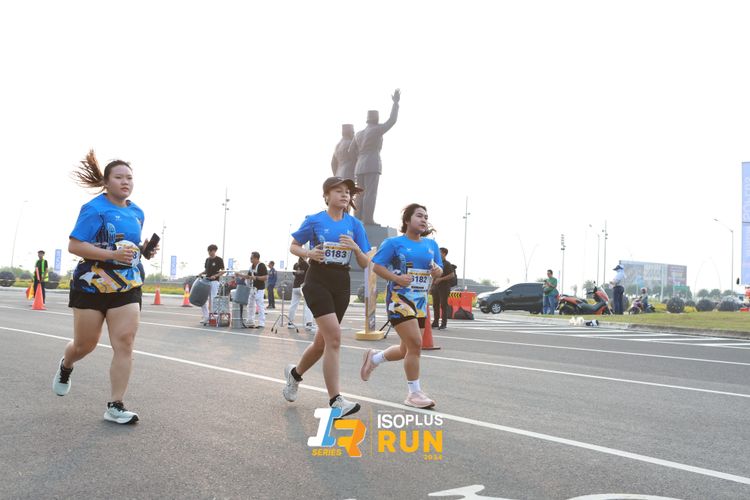 Race photo from ISOPlus Run 2024 Jakarta