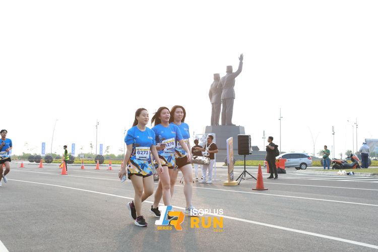 Race photo from ISOPlus Run 2024 Jakarta