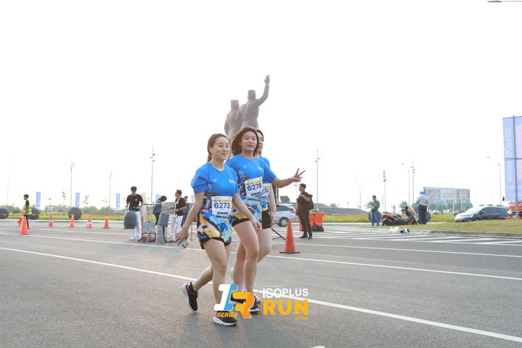Race photo from ISOPlus Run 2024 Jakarta