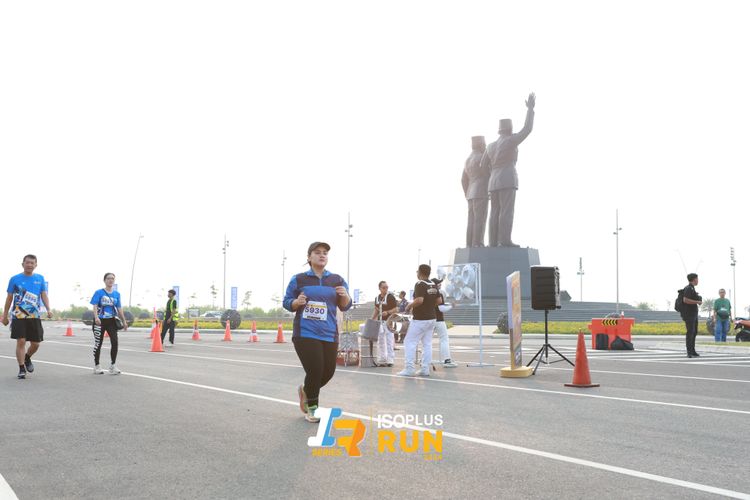 Race photo from ISOPlus Run 2024 Jakarta