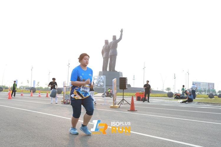 Race photo from ISOPlus Run 2024 Jakarta
