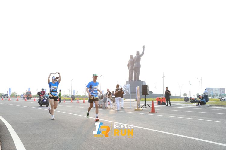 Race photo from ISOPlus Run 2024 Jakarta