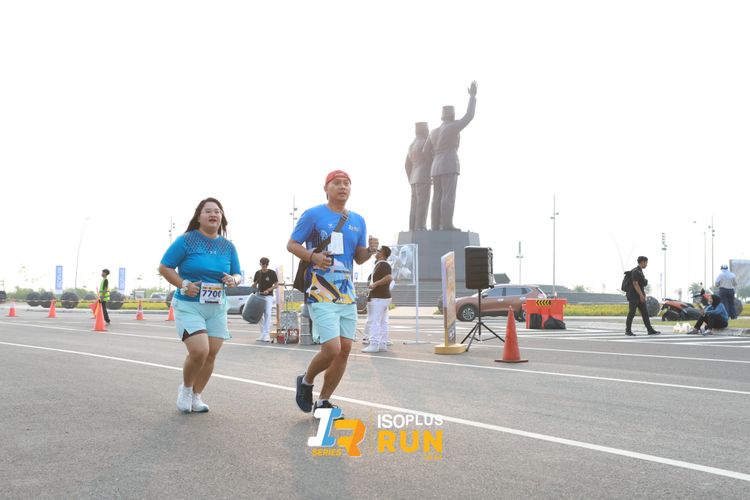 Race photo from ISOPlus Run 2024 Jakarta