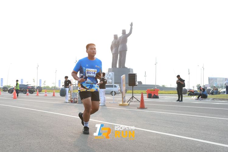 Race photo from ISOPlus Run 2024 Jakarta