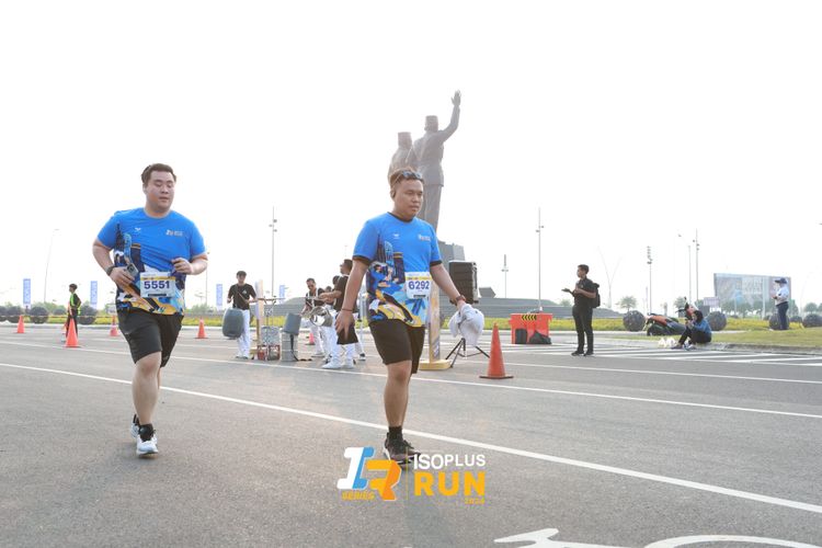 Race photo from ISOPlus Run 2024 Jakarta