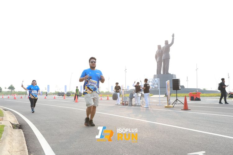 Race photo from ISOPlus Run 2024 Jakarta