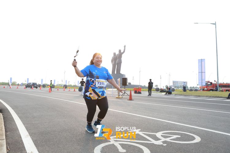 Race photo from ISOPlus Run 2024 Jakarta