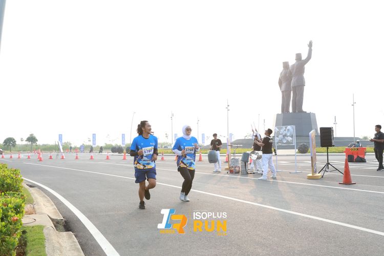 Race photo from ISOPlus Run 2024 Jakarta