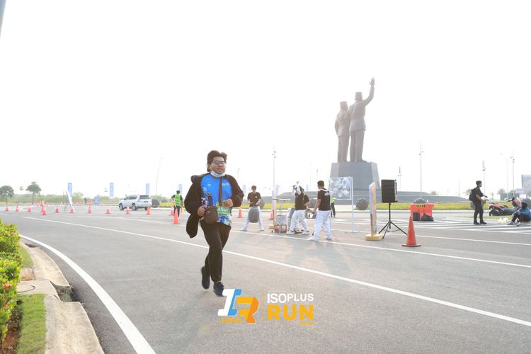 Race photo from ISOPlus Run 2024 Jakarta