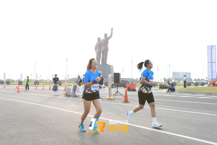 Race photo from ISOPlus Run 2024 Jakarta