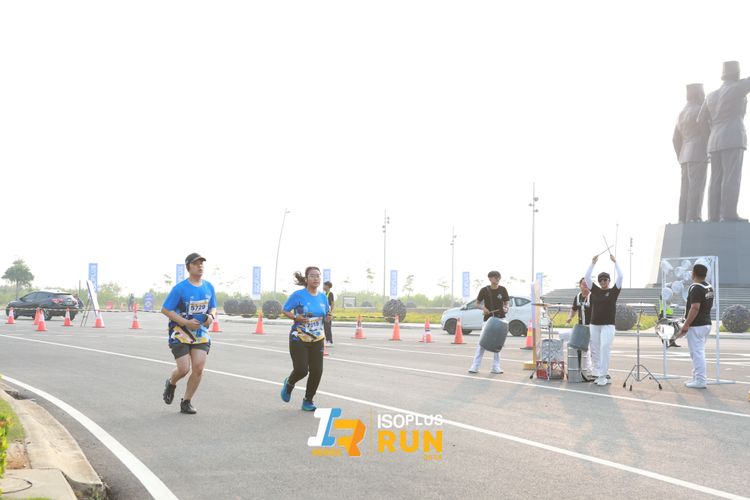 Race photo from ISOPlus Run 2024 Jakarta