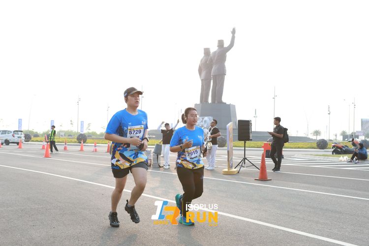 Race photo from ISOPlus Run 2024 Jakarta