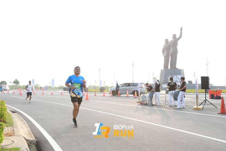 Race photo from ISOPlus Run 2024 Jakarta