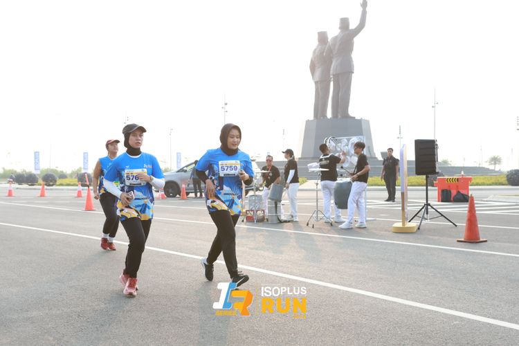 Race photo from ISOPlus Run 2024 Jakarta