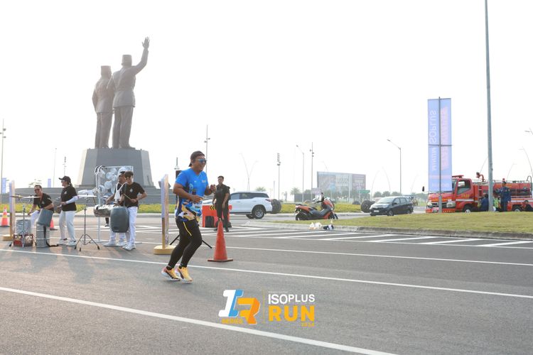 Race photo from ISOPlus Run 2024 Jakarta