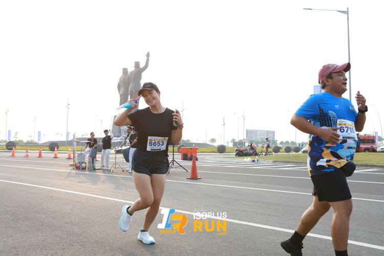 Race photo from ISOPlus Run 2024 Jakarta