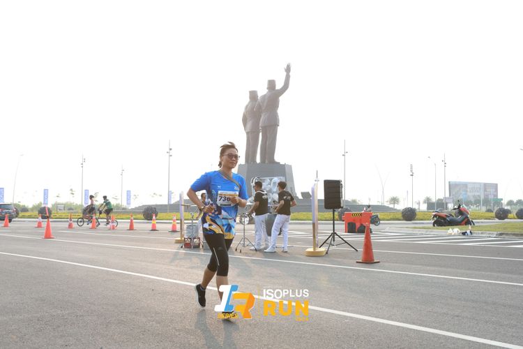 Race photo from ISOPlus Run 2024 Jakarta