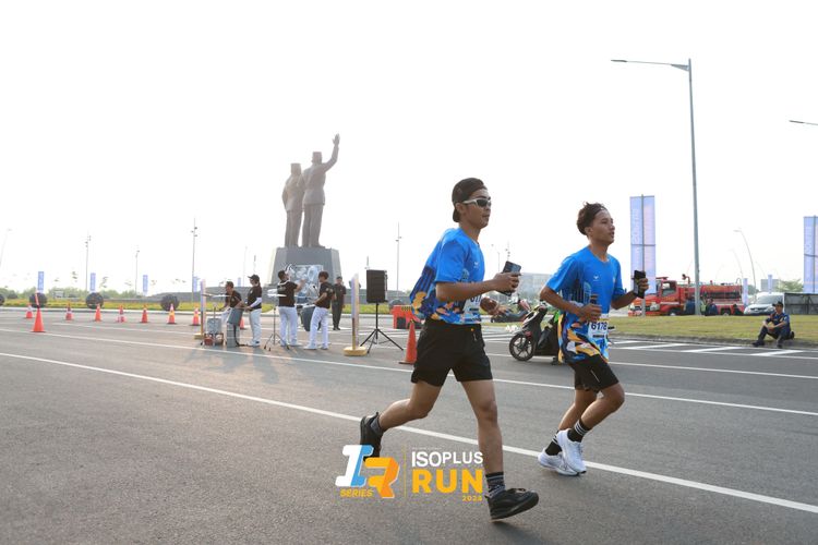 Race photo from ISOPlus Run 2024 Jakarta