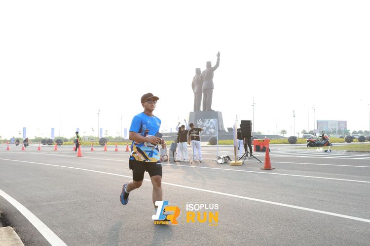Race photo from ISOPlus Run 2024 Jakarta
