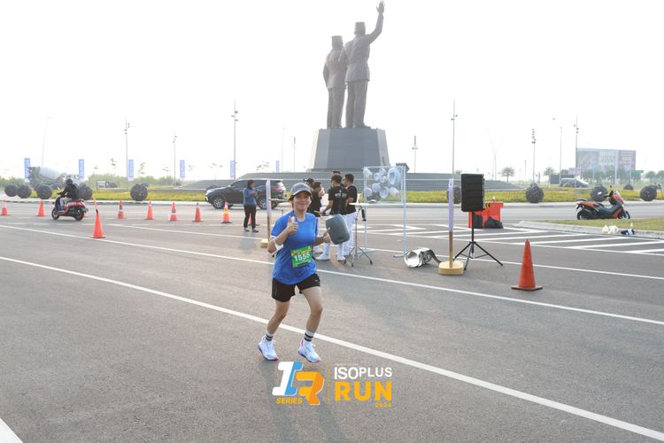 Race photo from ISOPlus Run 2024 Jakarta
