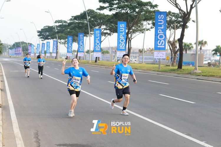 Race photo from ISOPlus Run 2024 Jakarta