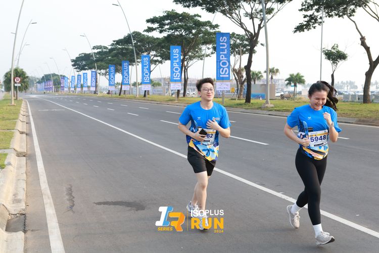 Race photo from ISOPlus Run 2024 Jakarta