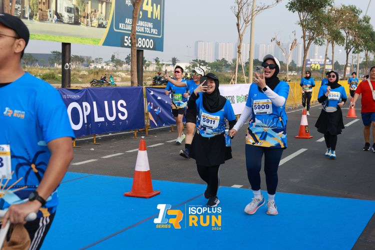 Race photo from ISOPlus Run 2024 Jakarta