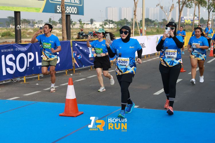 Race photo from ISOPlus Run 2024 Jakarta