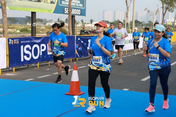 Race photo from ISOPlus Run 2024 Jakarta