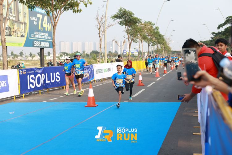 Race photo from ISOPlus Run 2024 Jakarta