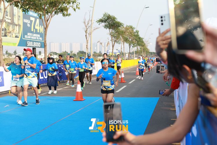 Race photo from ISOPlus Run 2024 Jakarta