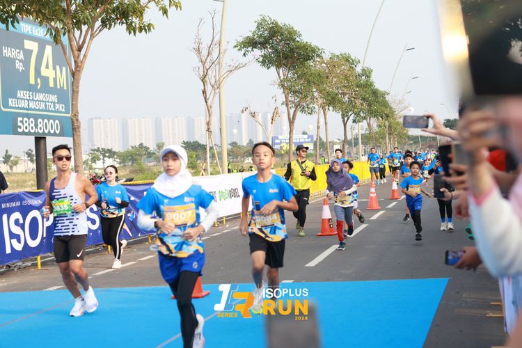 Race photo from ISOPlus Run 2024 Jakarta