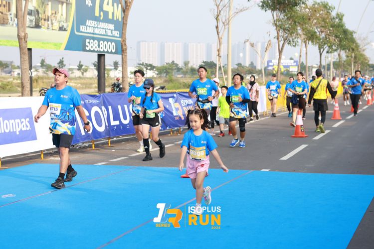 Race photo from ISOPlus Run 2024 Jakarta