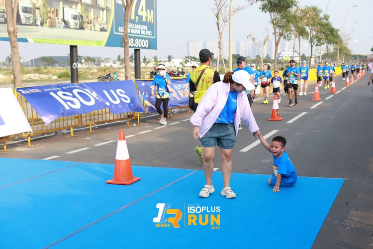Race photo from ISOPlus Run 2024 Jakarta