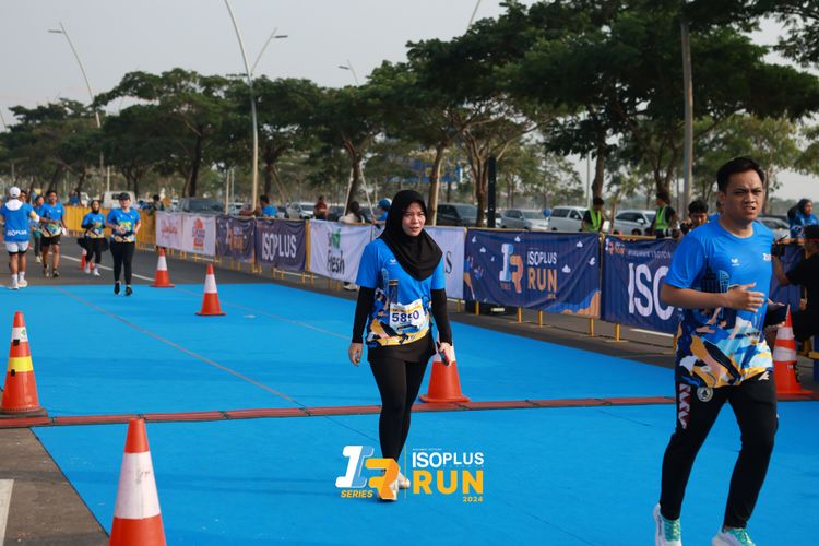Race photo from ISOPlus Run 2024 Jakarta