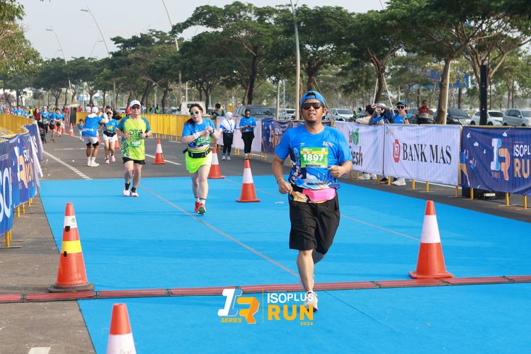 Race photo from ISOPlus Run 2024 Jakarta