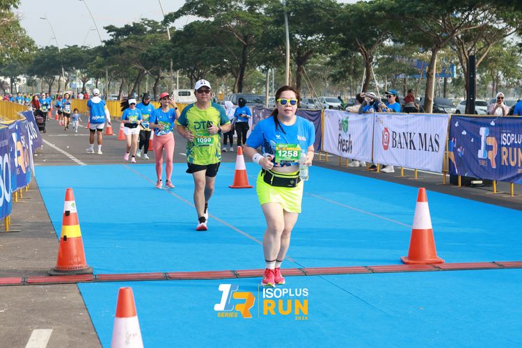 Race photo from ISOPlus Run 2024 Jakarta