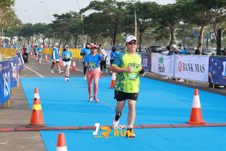 Race photo from ISOPlus Run 2024 Jakarta