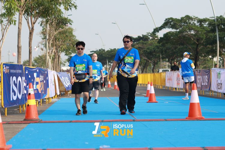 Race photo from ISOPlus Run 2024 Jakarta