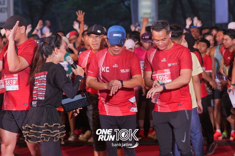 Race photo from ONE RUN 10 K