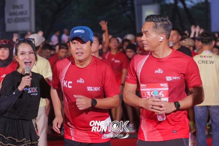 Race photo from ONE RUN 10 K