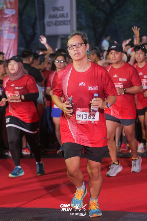 Race photo from ONE RUN 10 K