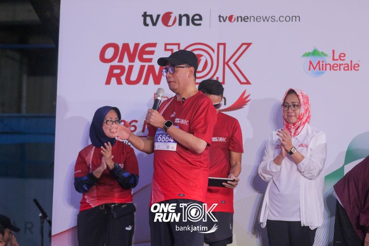 Race photo from ONE RUN 10 K