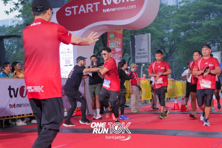 Race photo from ONE RUN 10 K