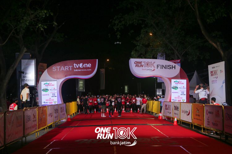Race photo from ONE RUN 10 K