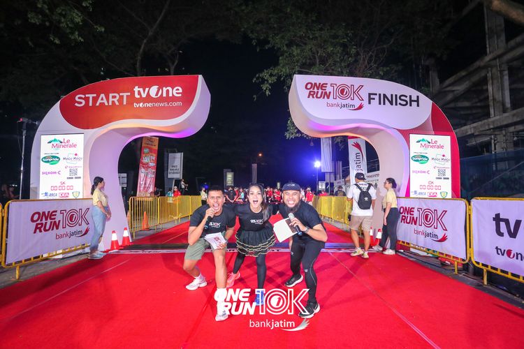 Race photo from ONE RUN 10 K