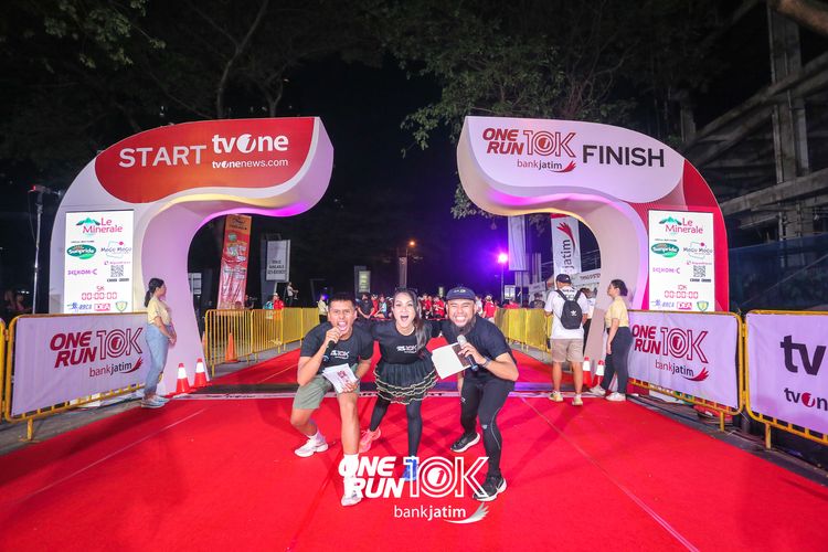 Race photo from ONE RUN 10 K